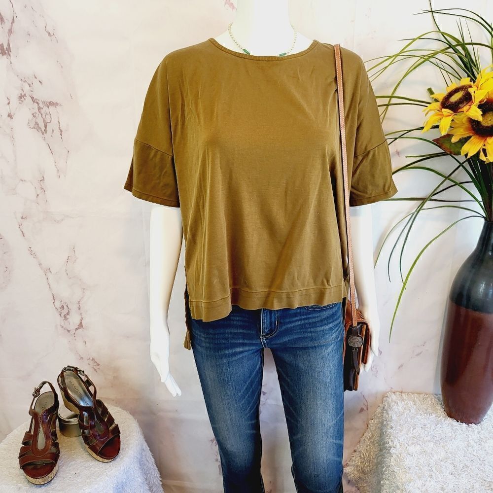 Madewell olive green top
